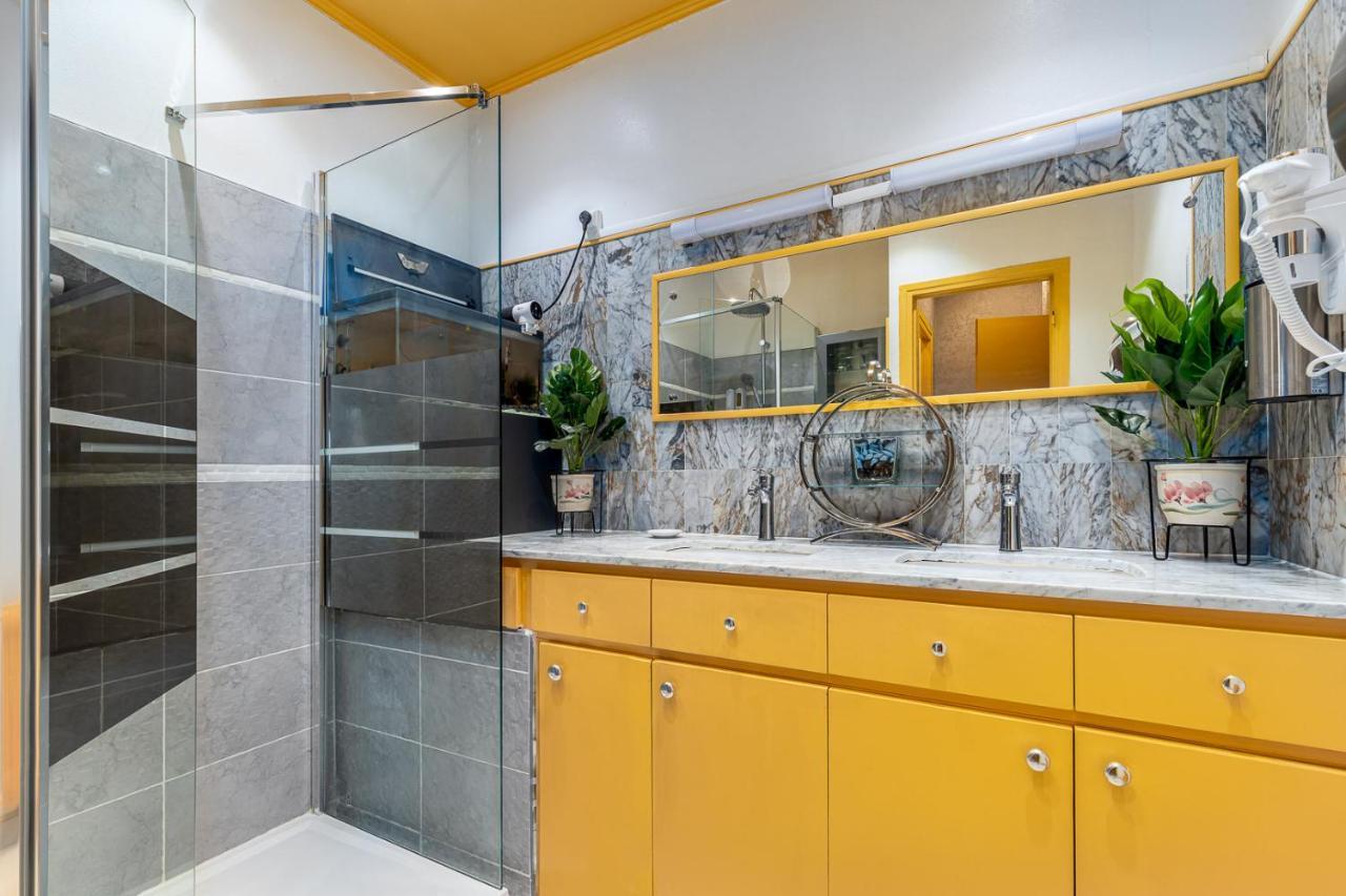 Artistmemory Apartment
